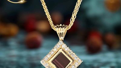 Souvenir Shop Gold Pendant With Nano Bible Chip From My Nano Jewelry